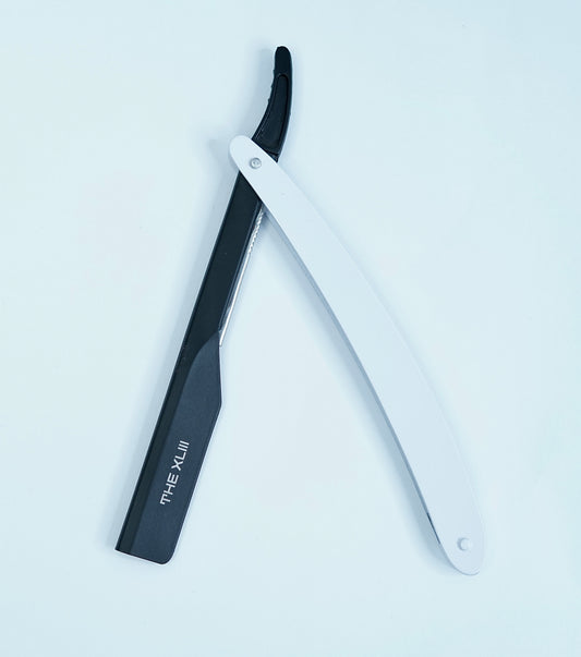 THE XLIII STRAIGHT RAZOR HOLDER